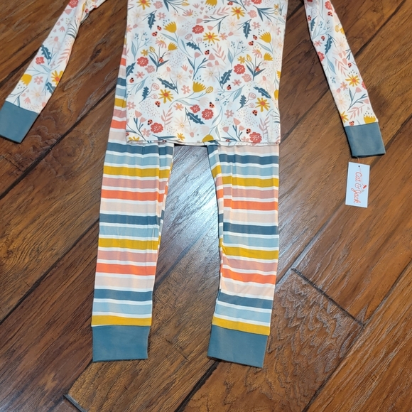 Cat & Jack pajamas - Picture 2 of 6